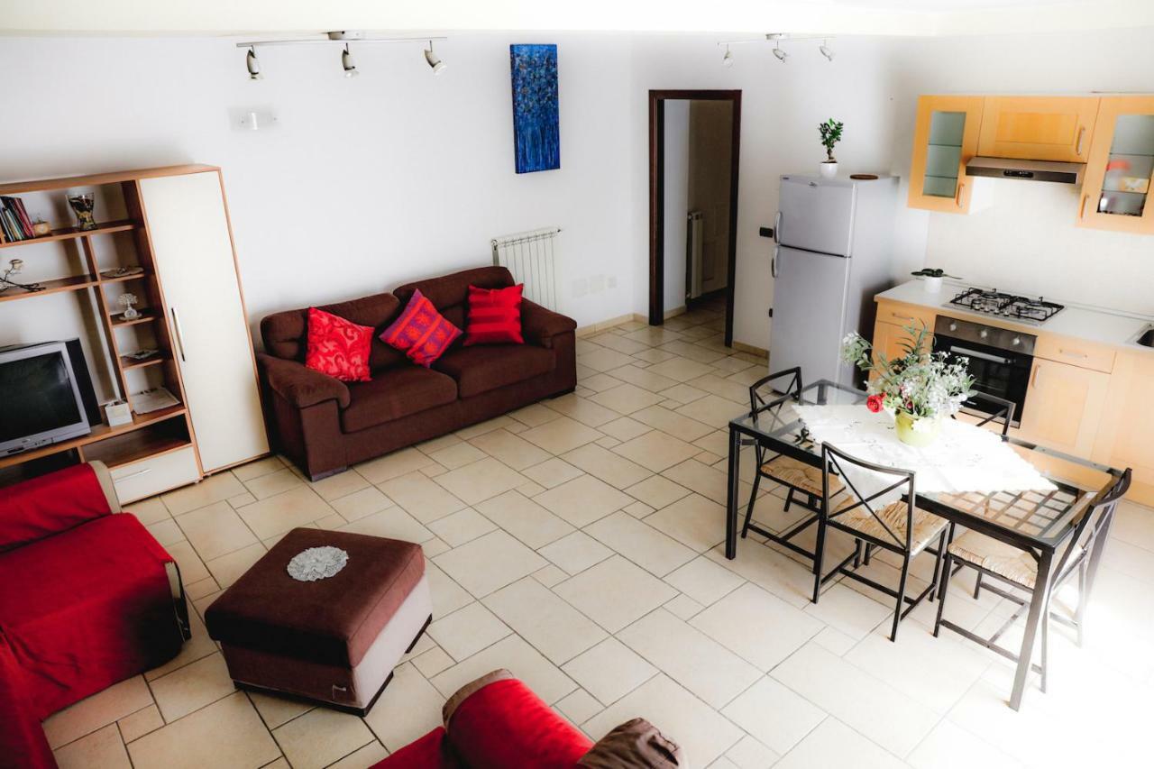 Spicchi Di Sole Bed and Breakfast Napoli Eksteriør billede