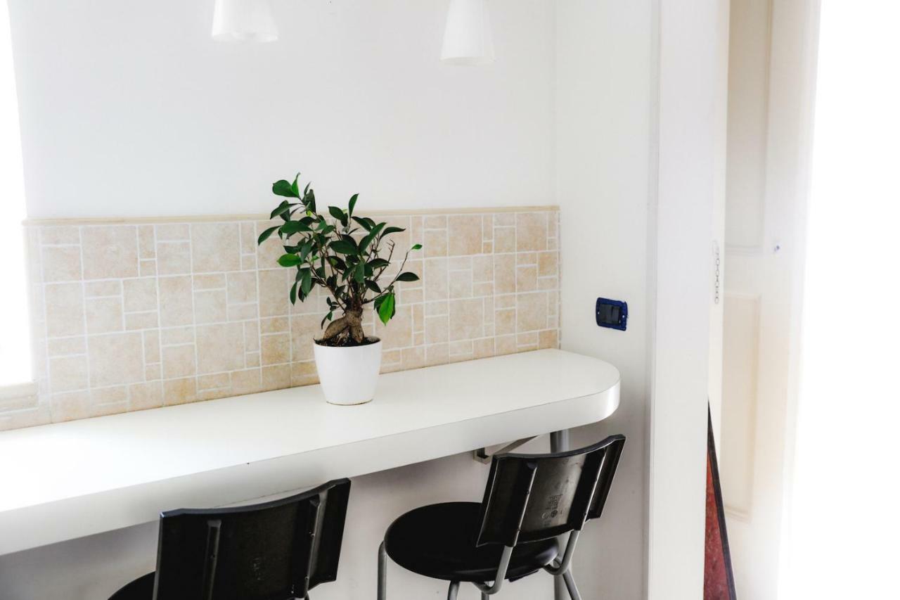 Spicchi Di Sole Bed and Breakfast Napoli Eksteriør billede