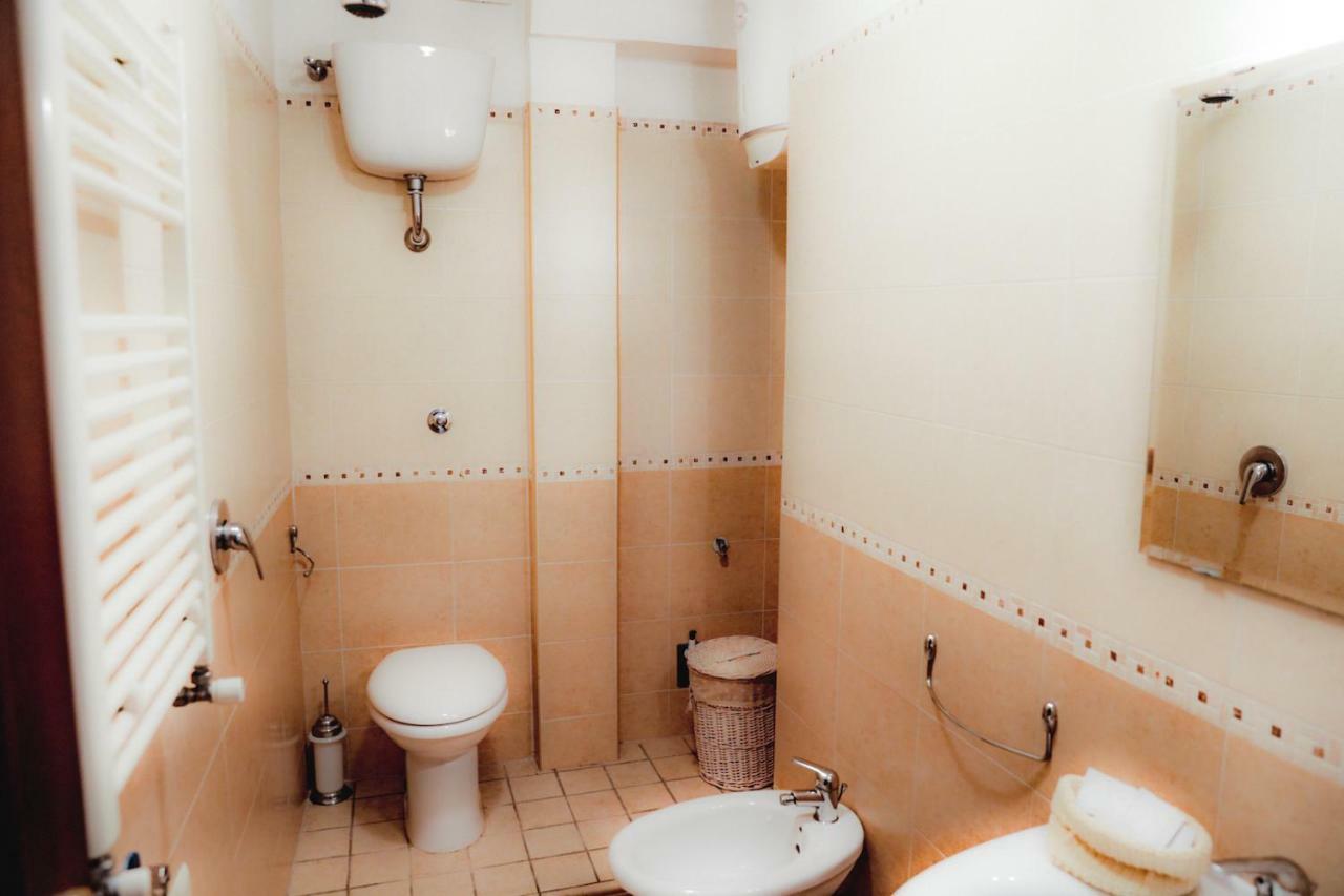 Spicchi Di Sole Bed and Breakfast Napoli Eksteriør billede