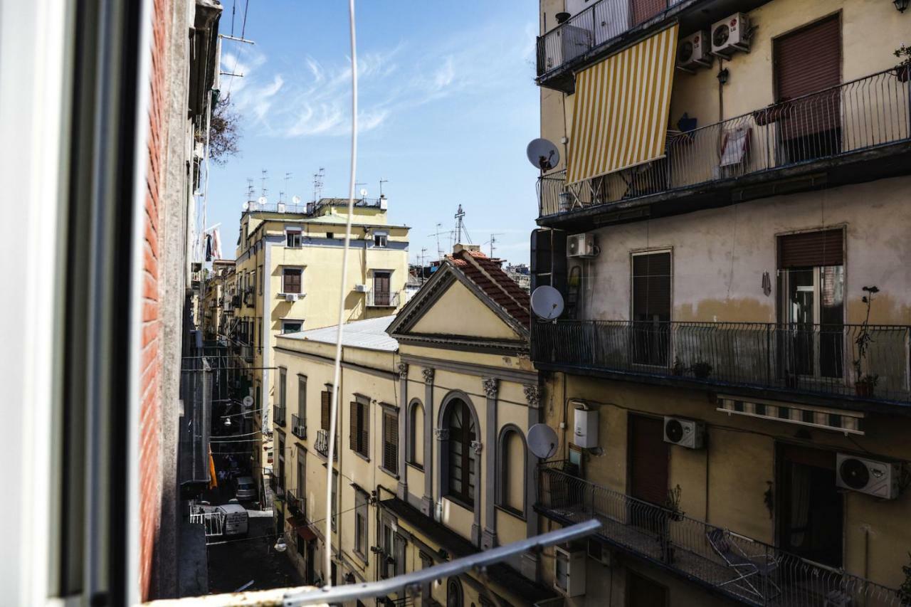 Spicchi Di Sole Bed and Breakfast Napoli Eksteriør billede