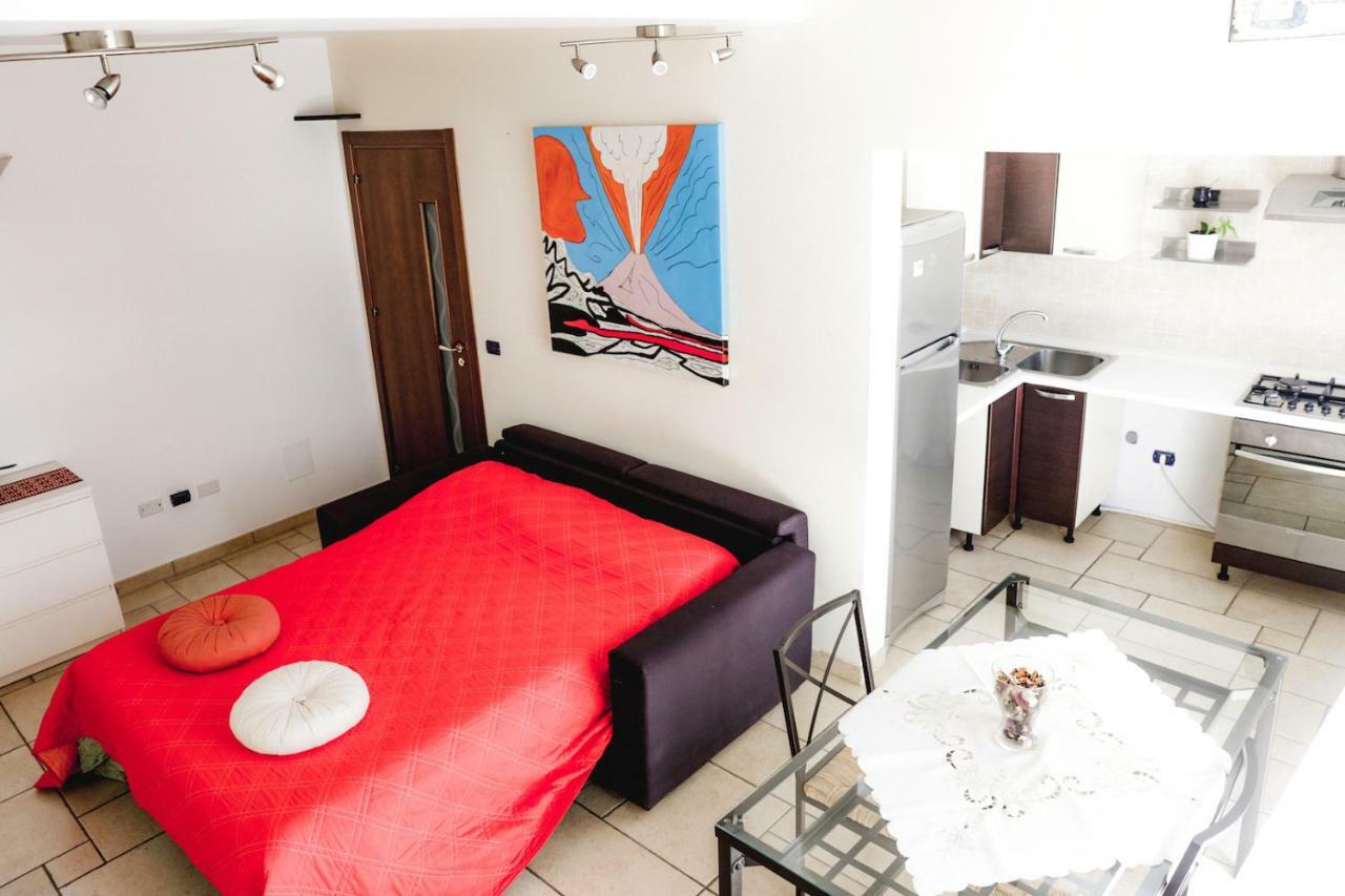 Spicchi Di Sole Bed and Breakfast Napoli Eksteriør billede